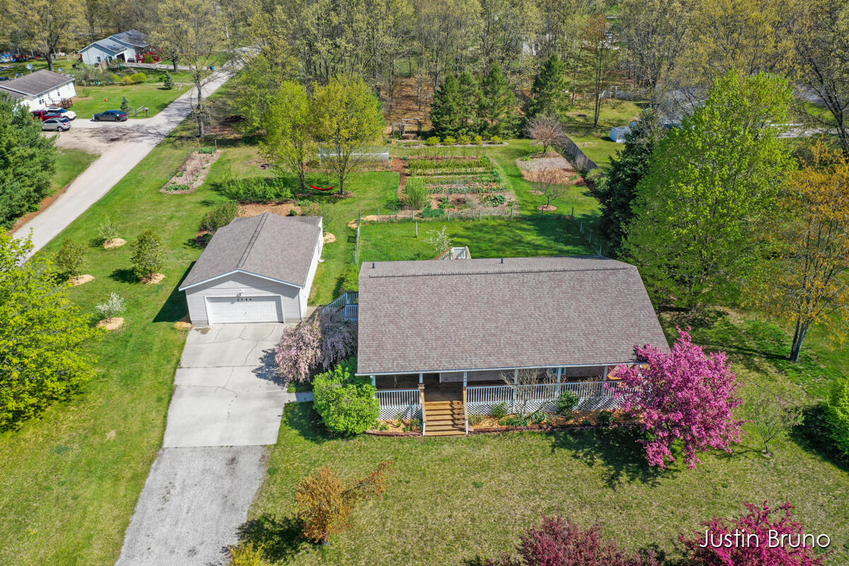 2744 Hall Road Muskegon, MI 49442 - Photo 43 of 46 IMG_1046