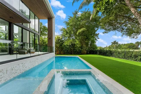 $10,770,000 | 3114 Prairie Avenue, Miami Beach, FL 33140