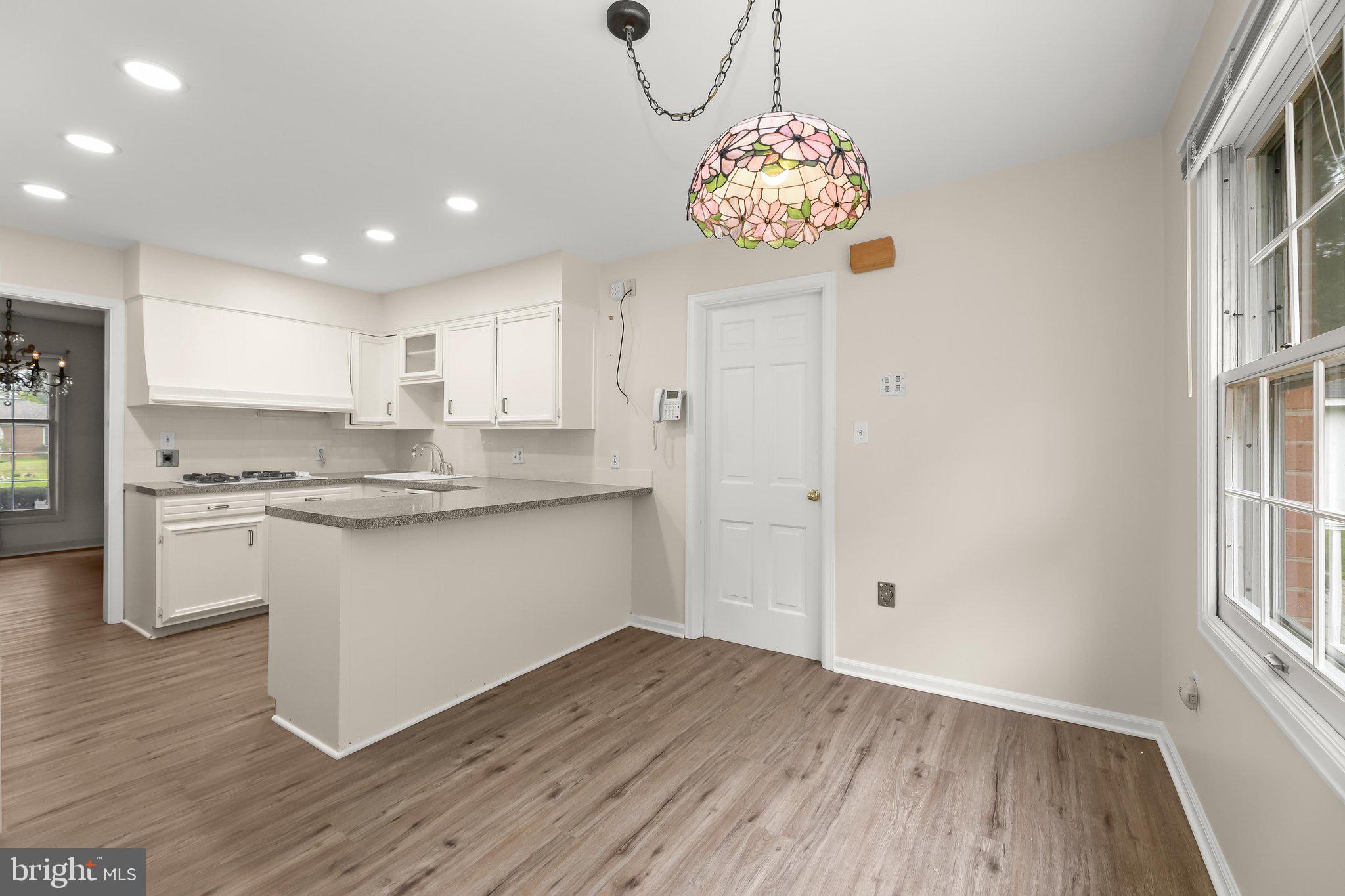 12709 Hammonton Road Silver Spring, MD 20904 - Photo 20 of 55 Breakfast Area/Kitchen
