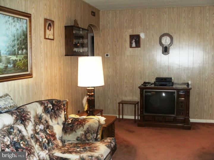 931 Laurel Road Lindenwold, NJ 08021 - Photo 14 of 24