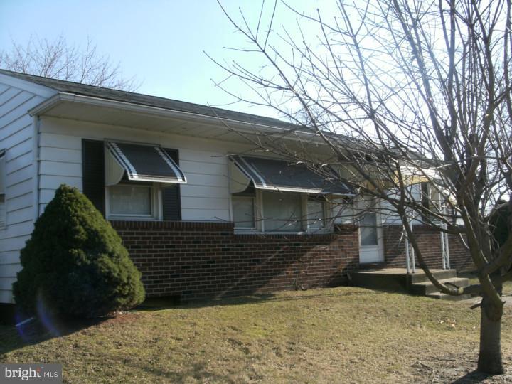 931 Laurel Road Lindenwold, NJ 08021 - Photo 4 of 24