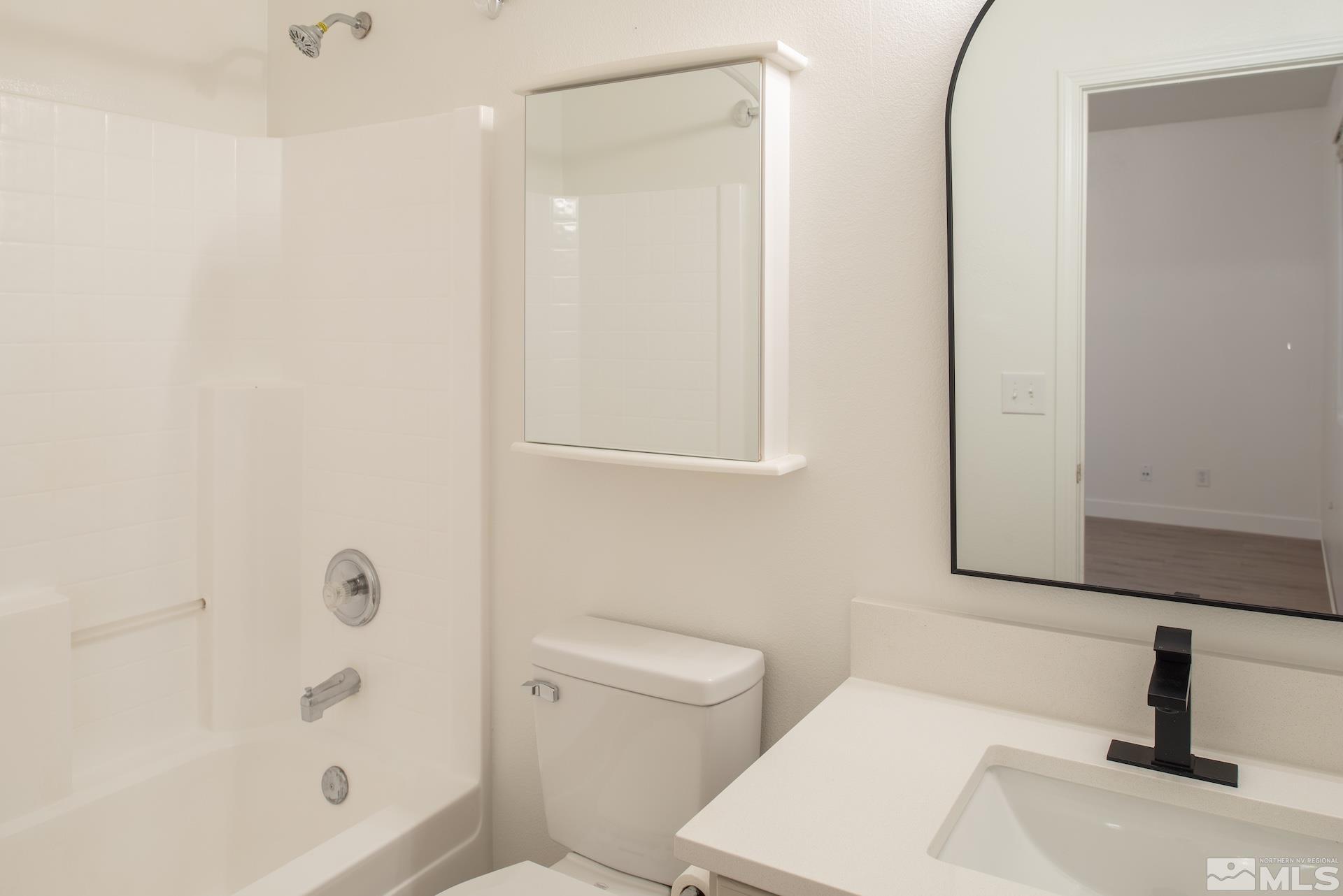 2424 Sapphire Ridge Way Reno, NV 89523 - Photo 16 of 40 Photo 16