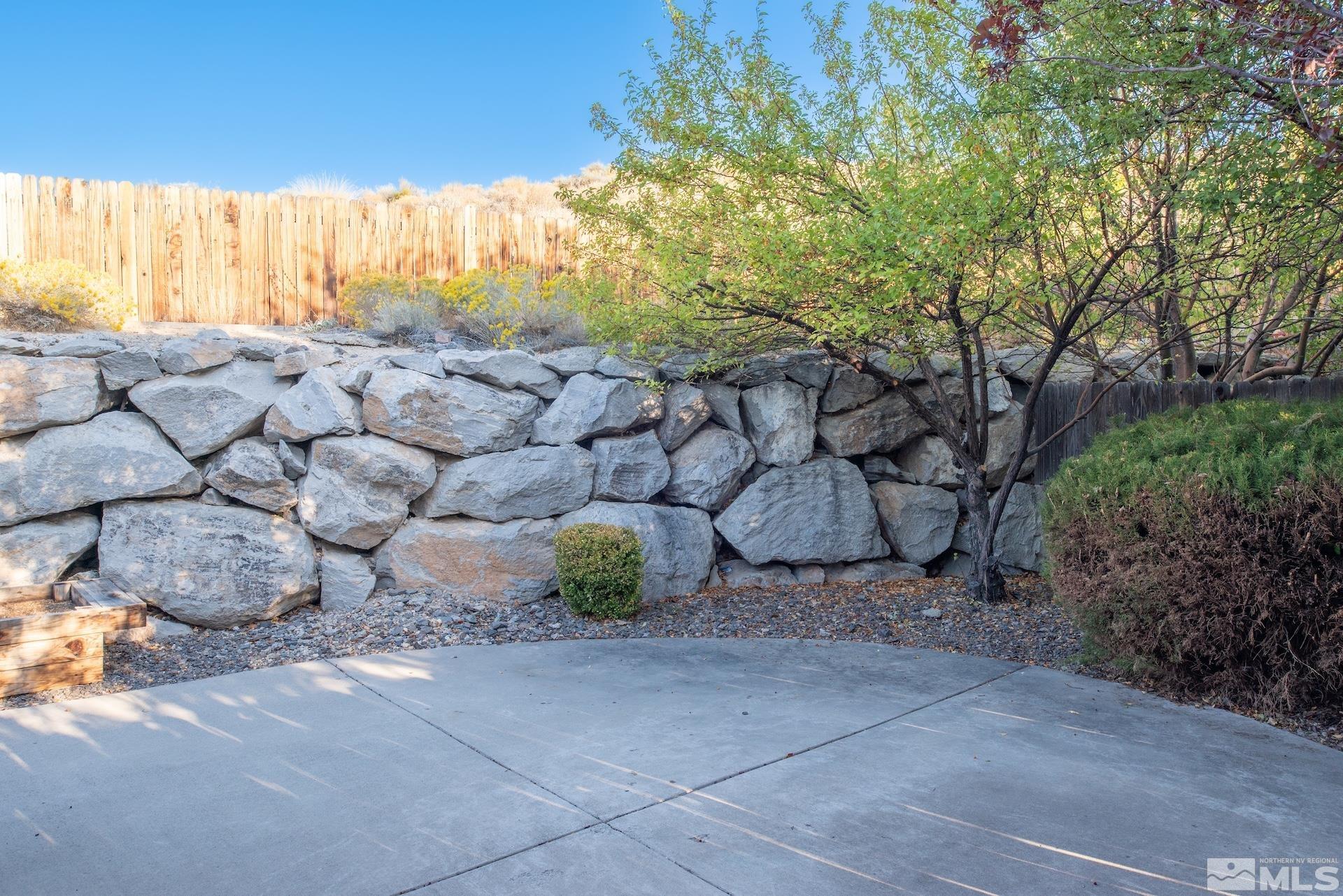2424 Sapphire Ridge Way Reno, NV 89523 - Photo 30 of 40 Photo 30
