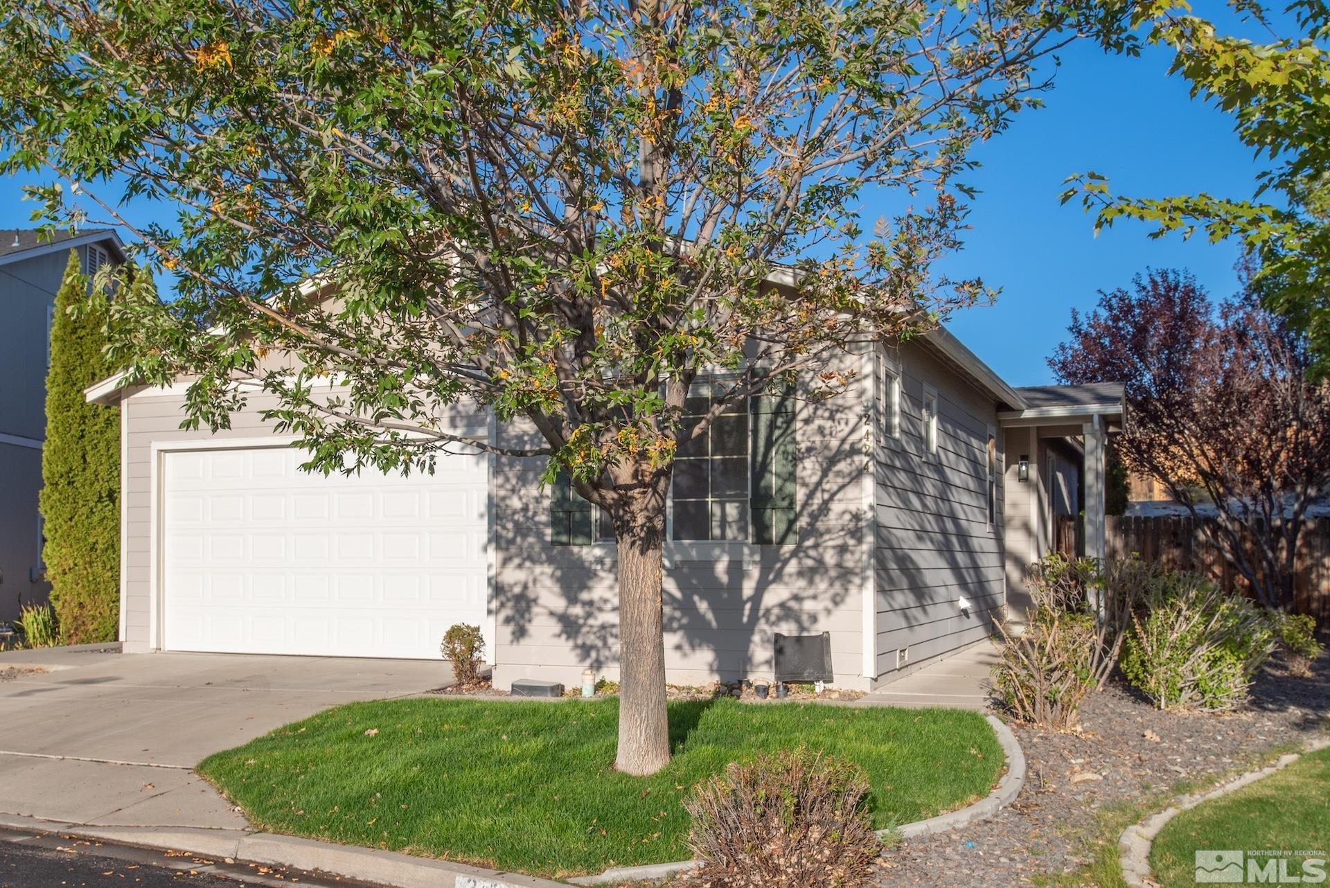 2424 Sapphire Ridge Way Reno, NV 89523 - Photo 3 of 40 Photo 3