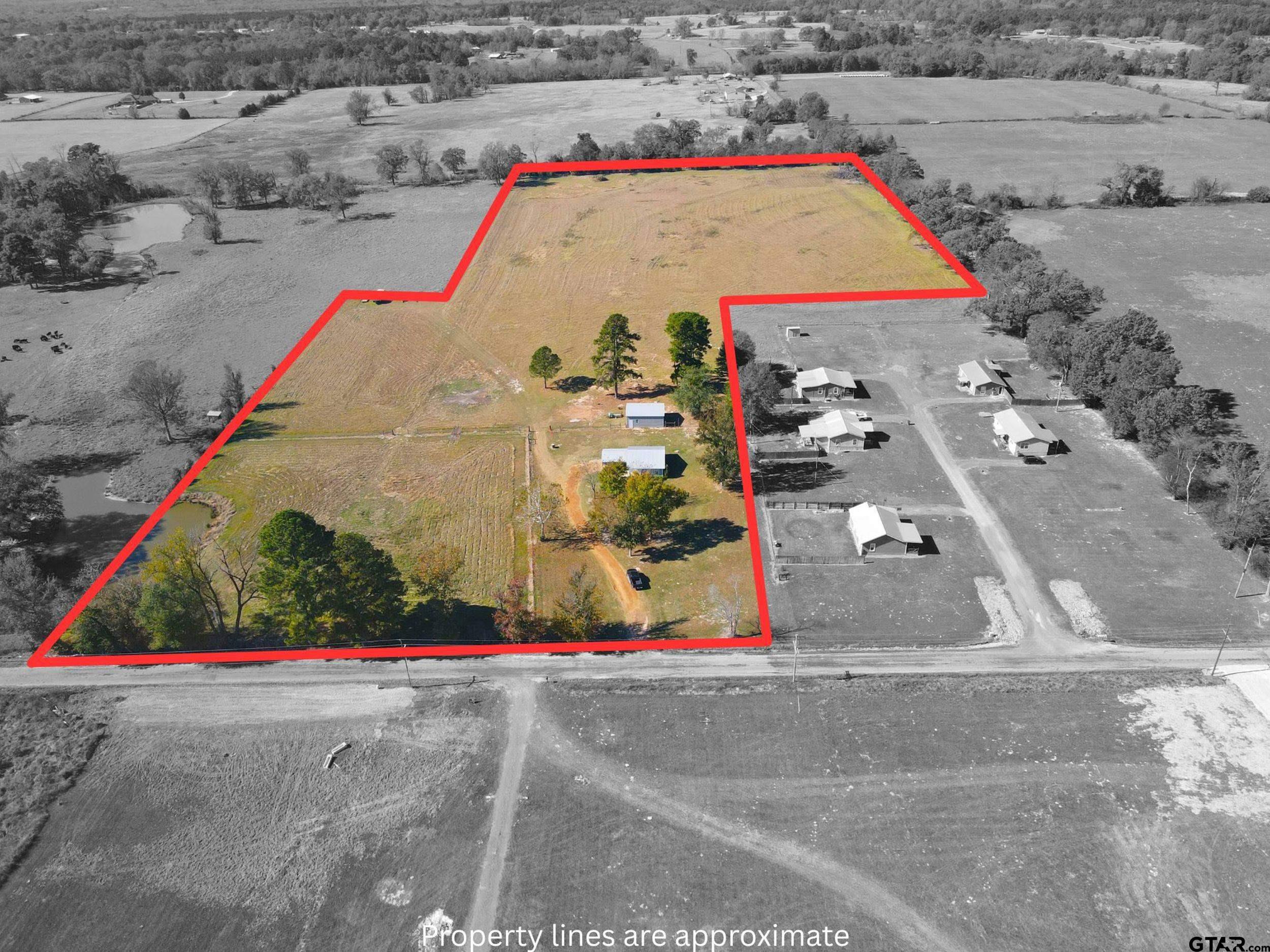 1775 County Road 1342 Pittsburg, TX 75686 - Photo 2 of 35 a view of small space