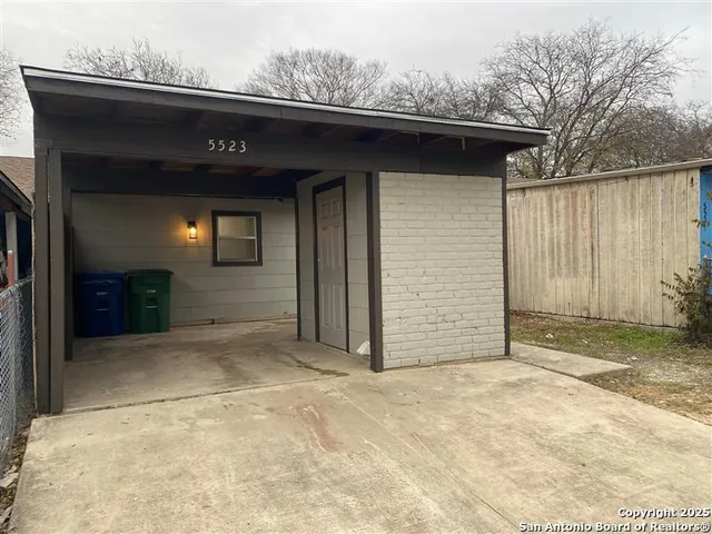 $1,025 | 5523 Little Creek Drive, San Antonio, TX 78242