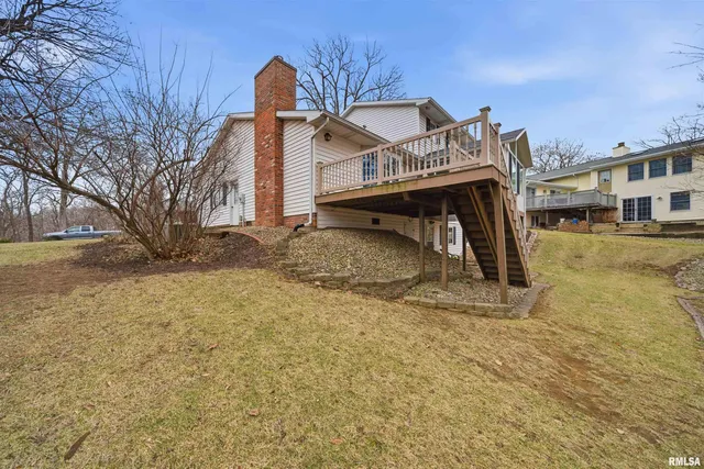 $299,900 | 123 Royal Vista Drive, East Peoria, IL 61611