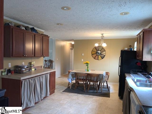 500 Phillips McCall Road Greer, SC 29651 - Photo 7 of 34 Gallery Image 7