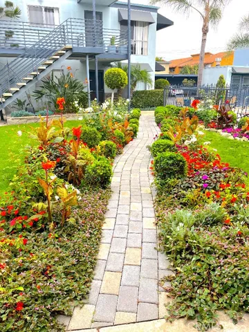 $2,195 | 931 West 19th Street, Unit 5, Costa Mesa, CA 92627