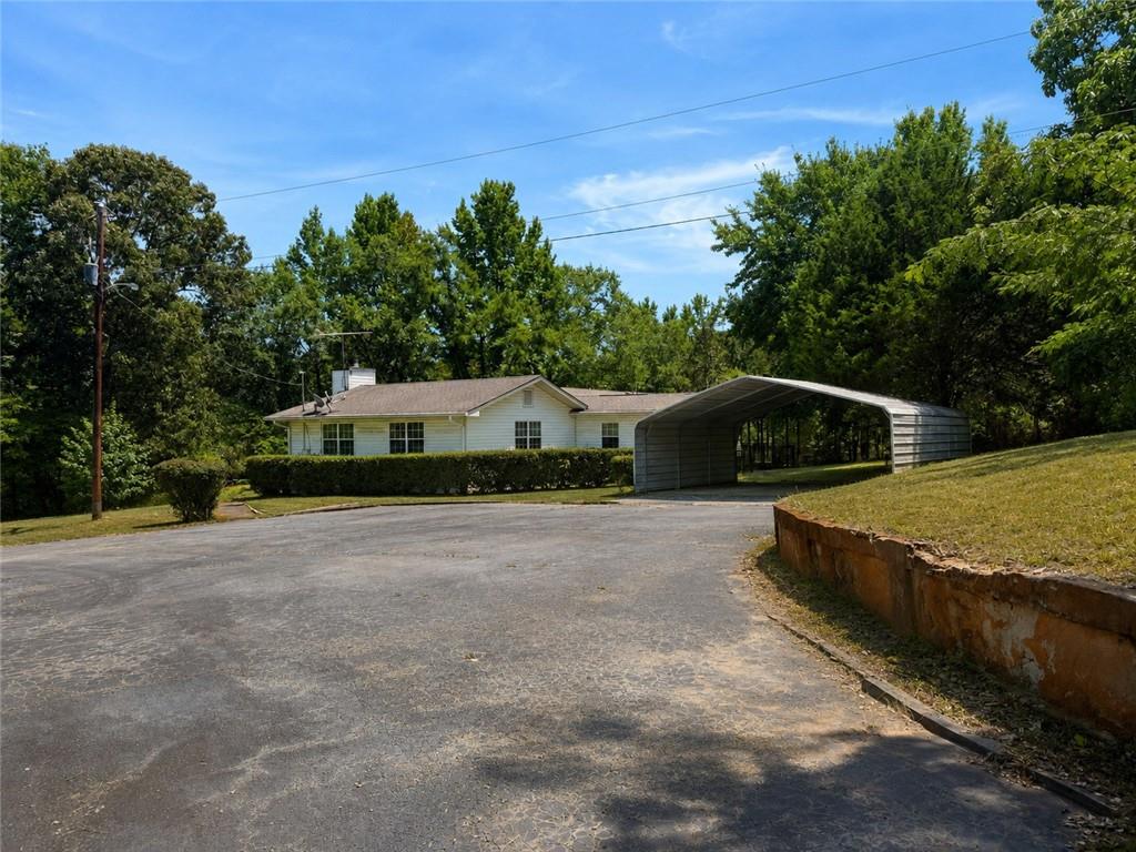 335 Springdale Road Stockbridge, GA 30281 - Photo 3 of 32 Gallery Image 3