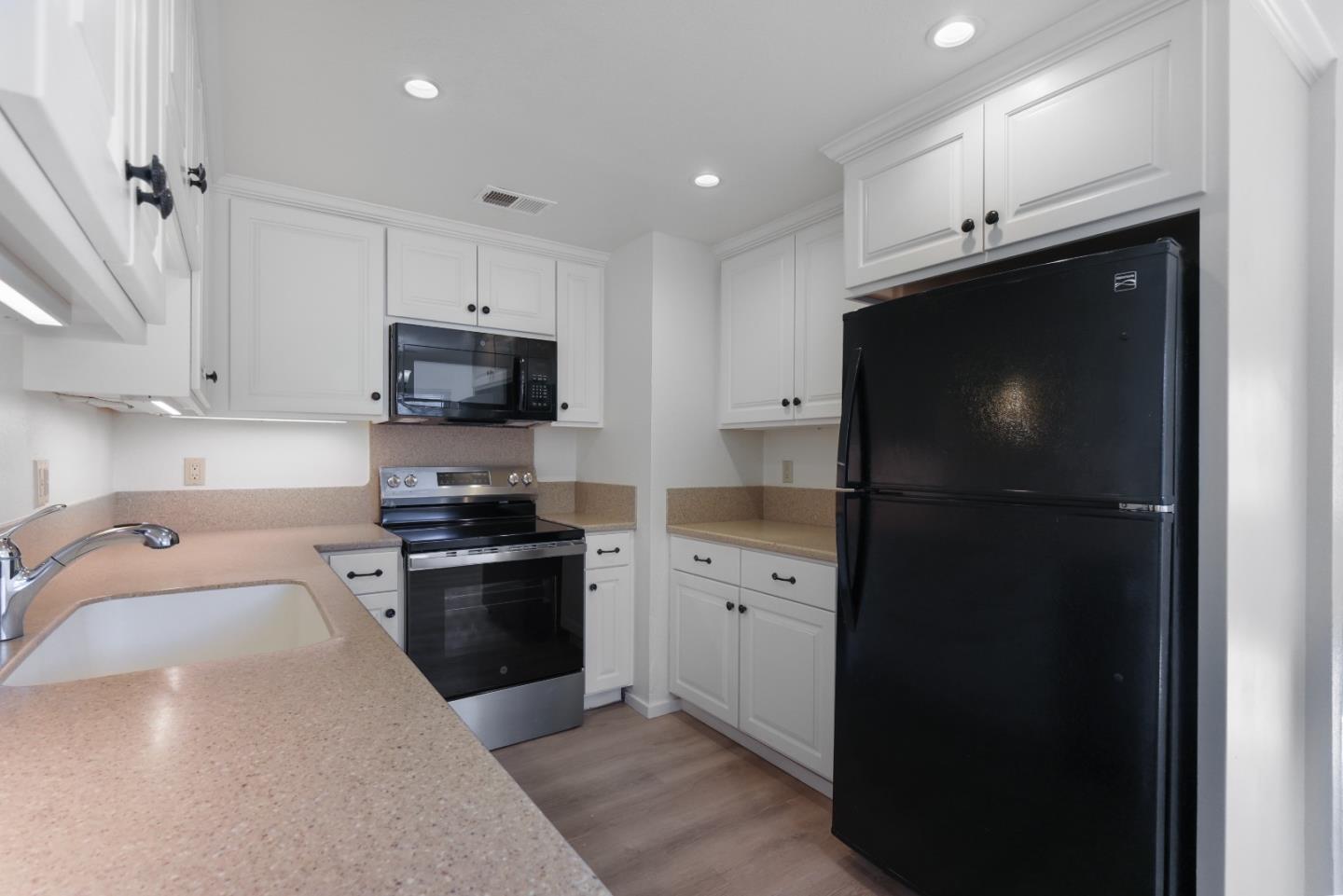 4237 Topsail Court Soquel, CA 95073 - Photo 7 of 18