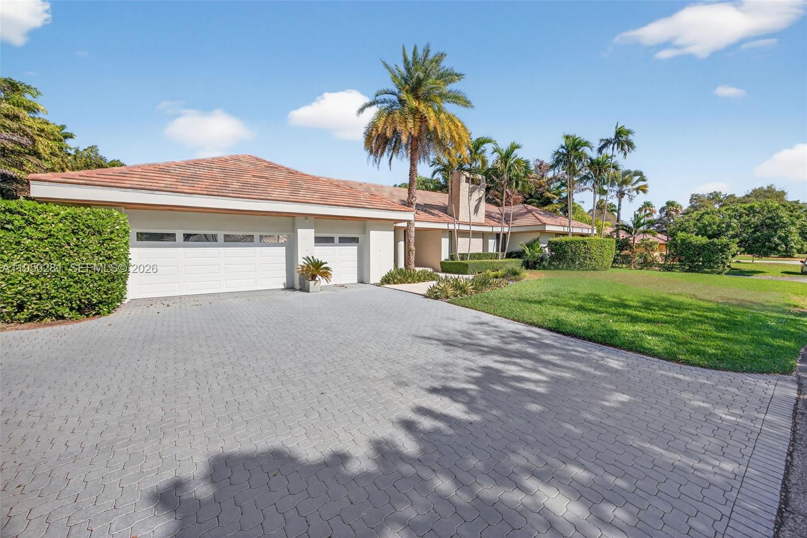 7681 Southwest 107th Street Pinecrest, FL 33156 - Photo 2 of 40