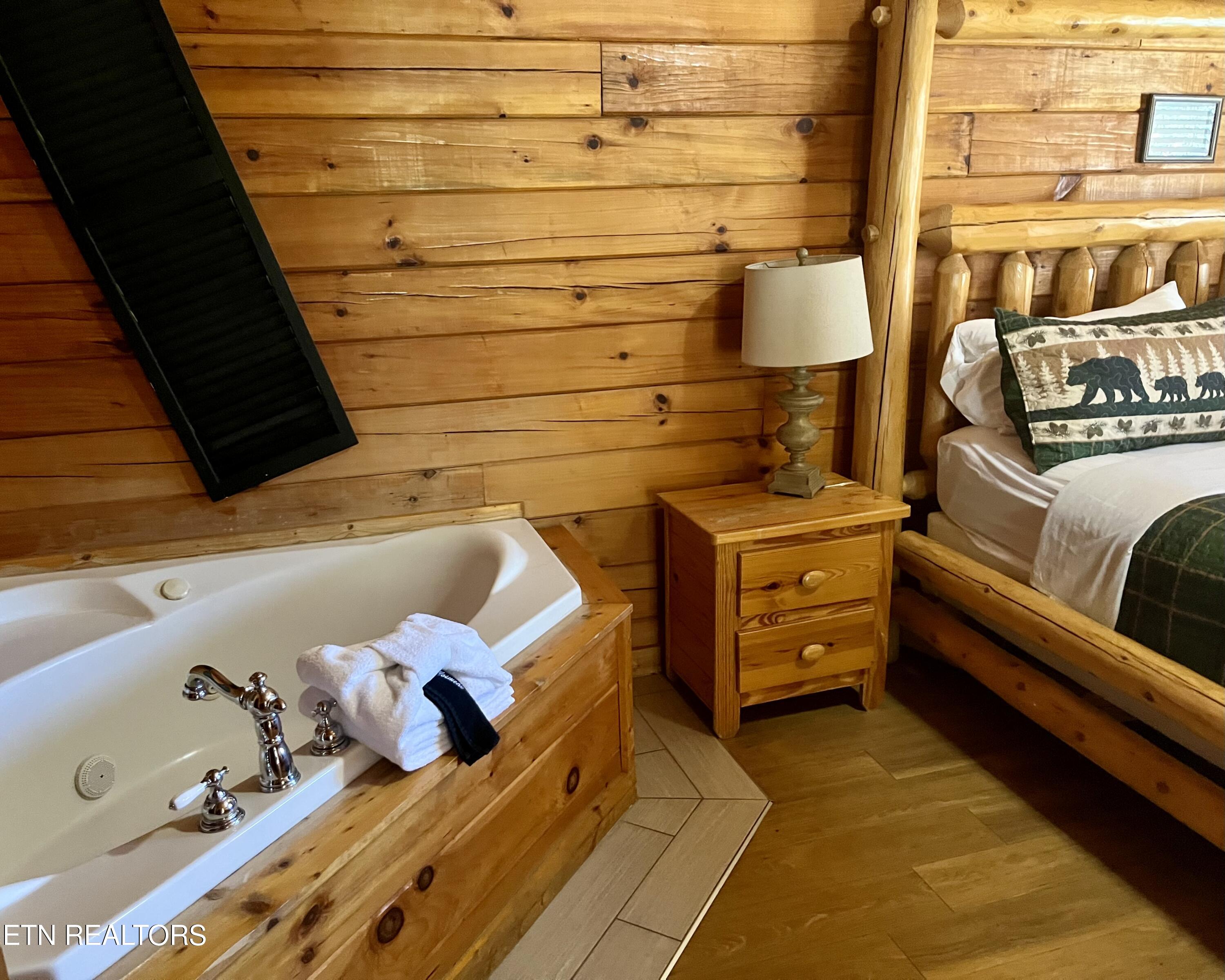 1653 Little Cabin Loop Sevierville, TN 37862 - Photo 15 of 30 IMG_7043