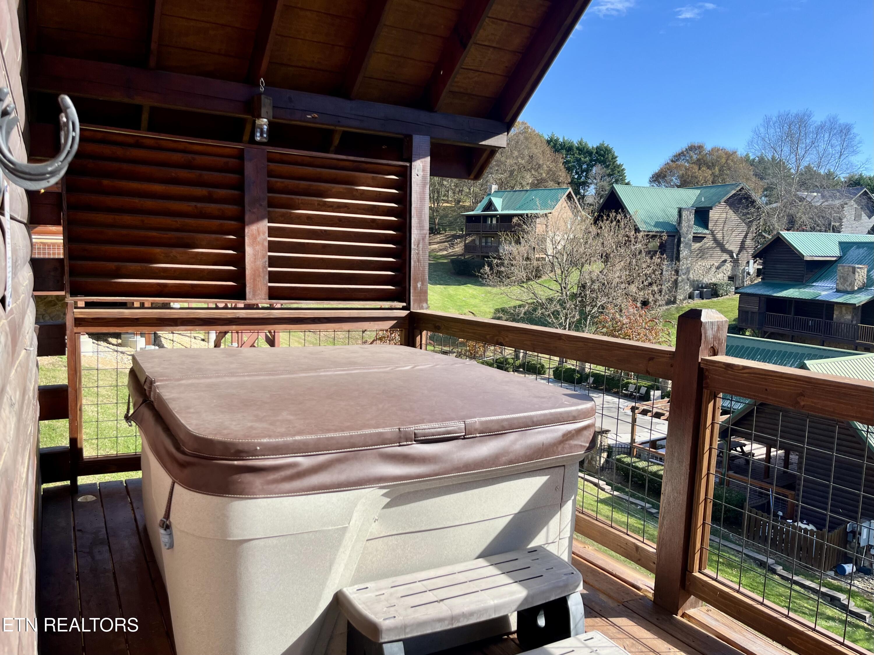 1653 Little Cabin Loop Sevierville, TN 37862 - Photo 17 of 30 IMG_7064