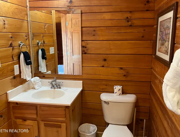 $489,000 | 1653 Little Cabin Loop, Sevierville, TN 37862