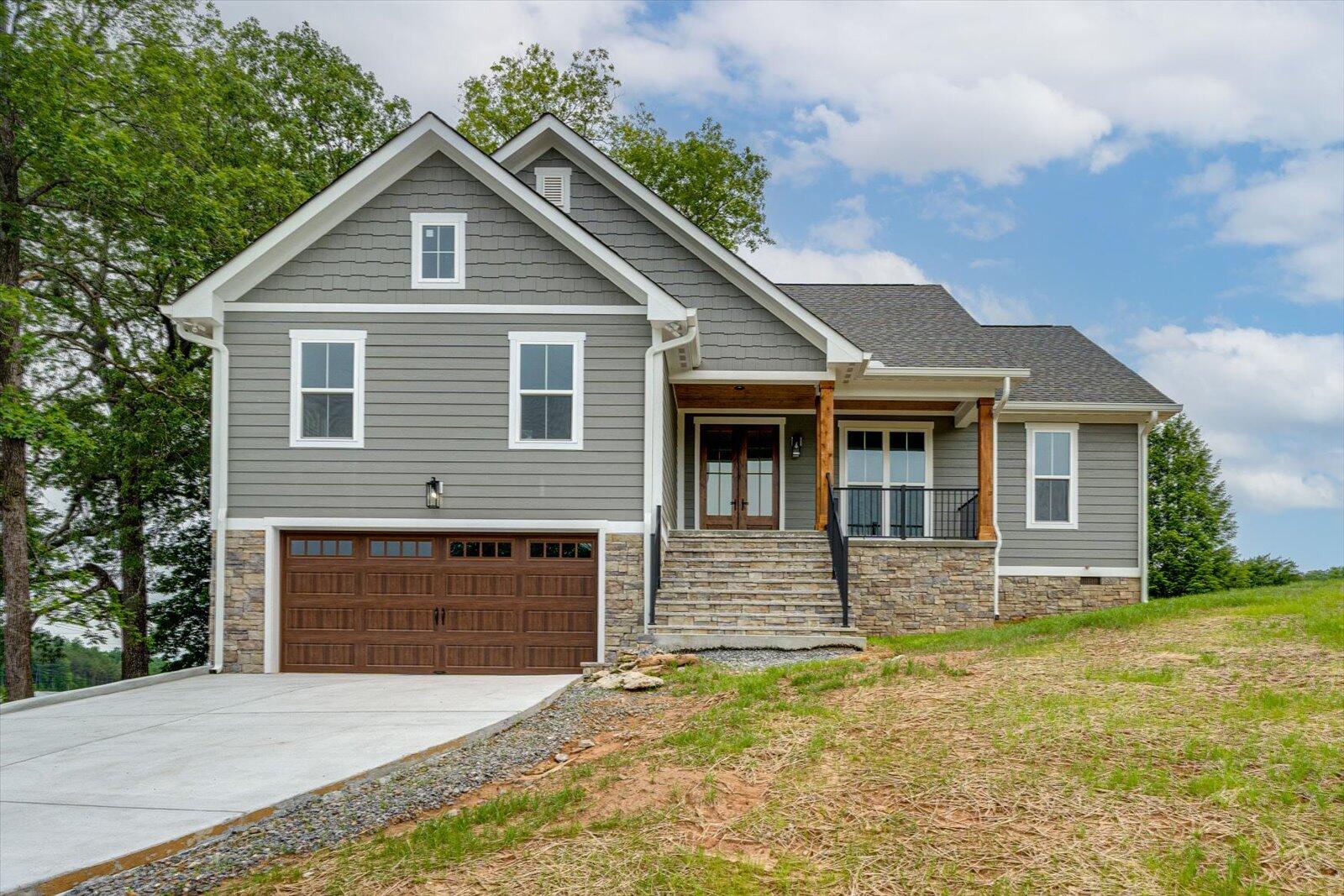 01-155 Sandras Way-1