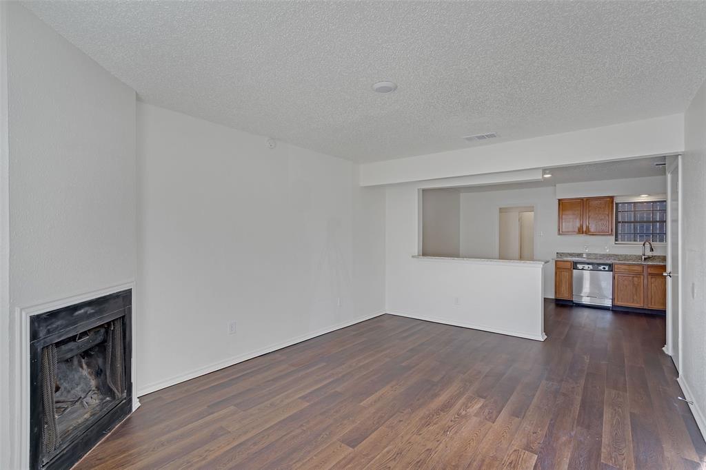 210 Rolston Road, Unit 2 Irving, TX 75060 - Photo 2 of 14 Gallery Image 2
