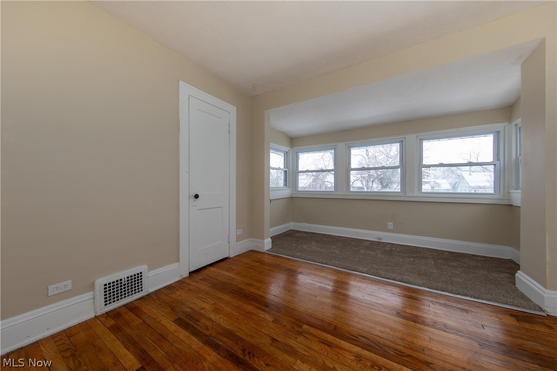3349 Sylvanhurst Road Cleveland Heights, OH 44112 - Photo 8 of 21