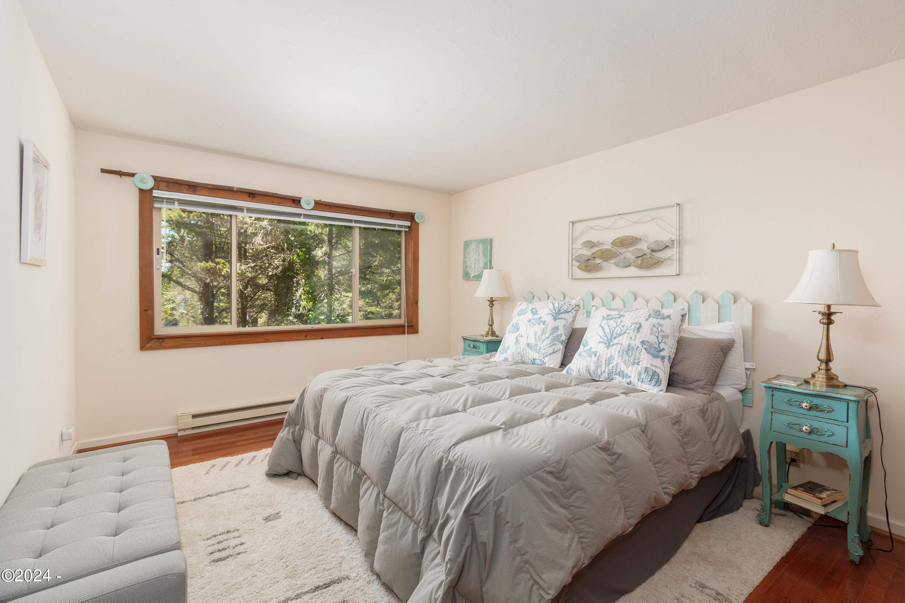 2275 Highway 101 Depoe Bay, OR 97341 - Photo 31 of 61 Bedroom 1