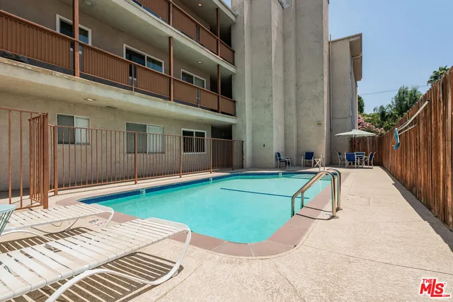 $574,000 | 13543 Moorpark Street, Unit 15, Sherman Oaks, CA 91423