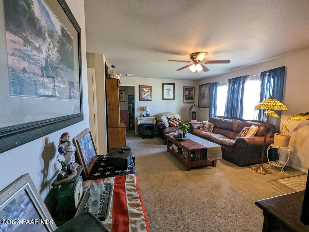 437 West Baja Road Paulden, AZ 86334 - Photo 6 of 24 living room
