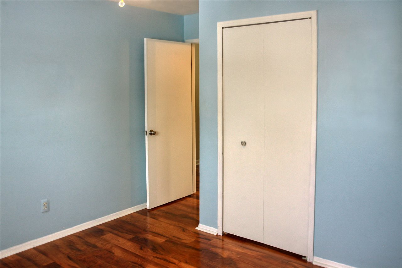 47393 Juniper Road Macomb, MI 48044 - Photo 13 of 18 50000207-12.JPG
