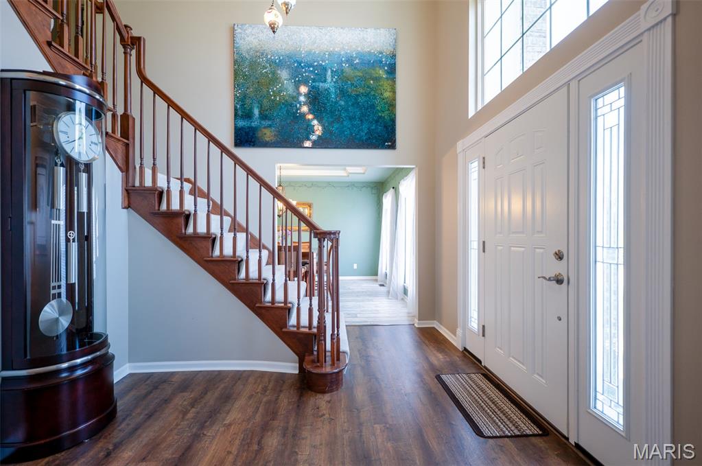 824 Legends View Drive Eureka, MO 63025 - Photo 4 of 60