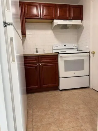 $2,500 | 350 Highland Avenue, Unit 27, Malden, MA 02148