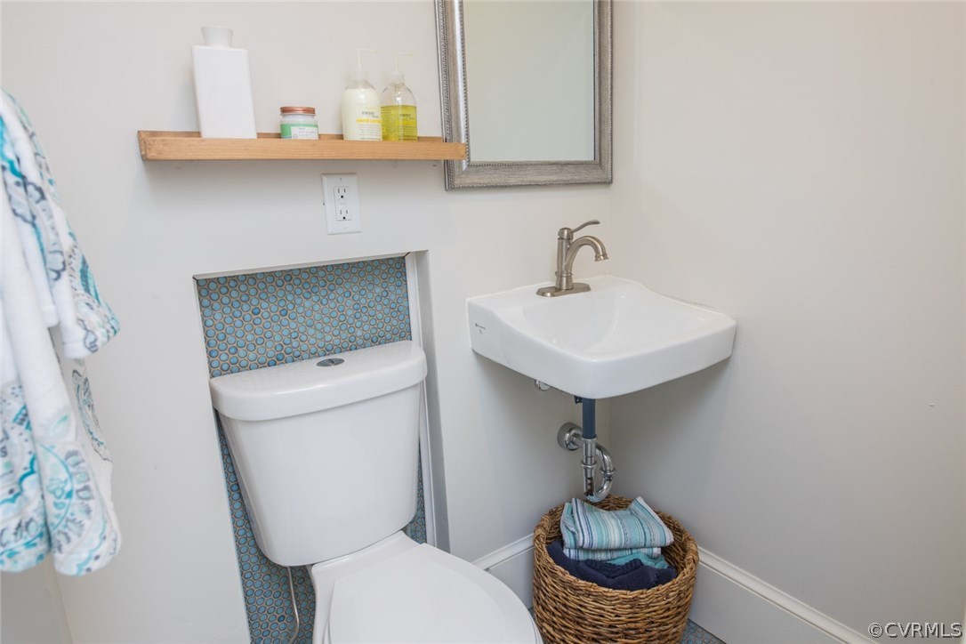 3920 Wakefield Road Richmond, VA 23235 - Photo 36 of 43 Gallery Image 36
