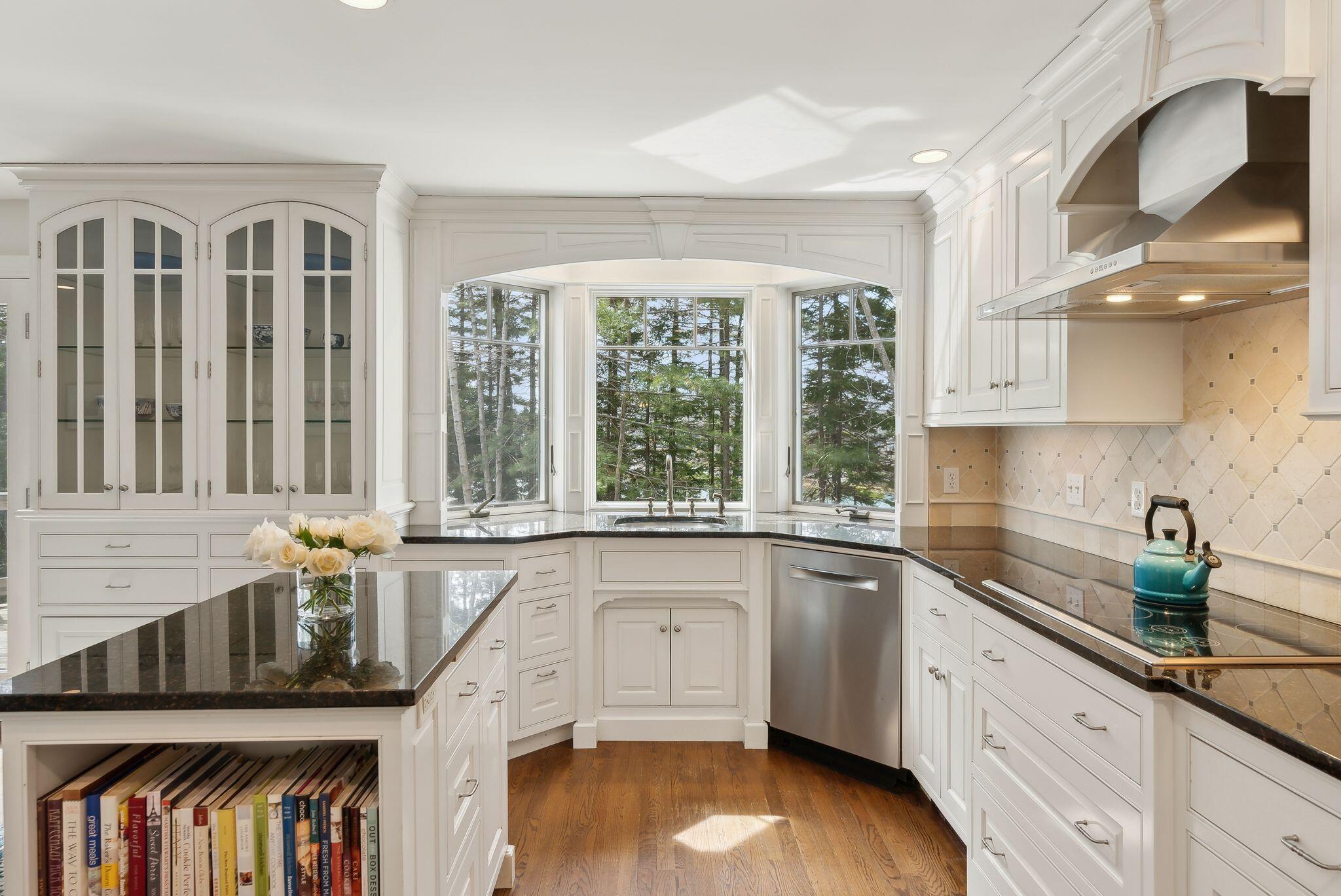 56 Headland Road Harpswell, ME 04079 - Photo 23 of 61 Kitchen