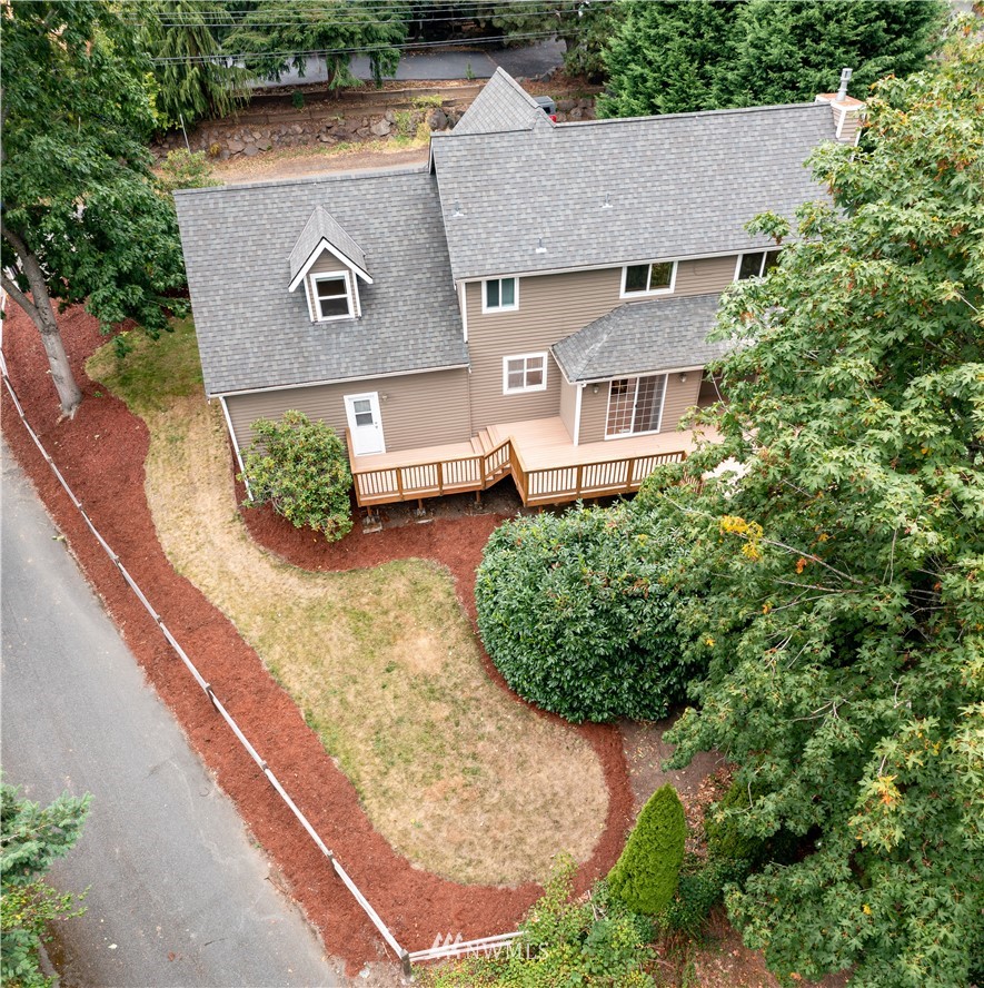 18902 Ross Road Bothell, WA 98011 - Photo 2 of 35 Gallery Image 2