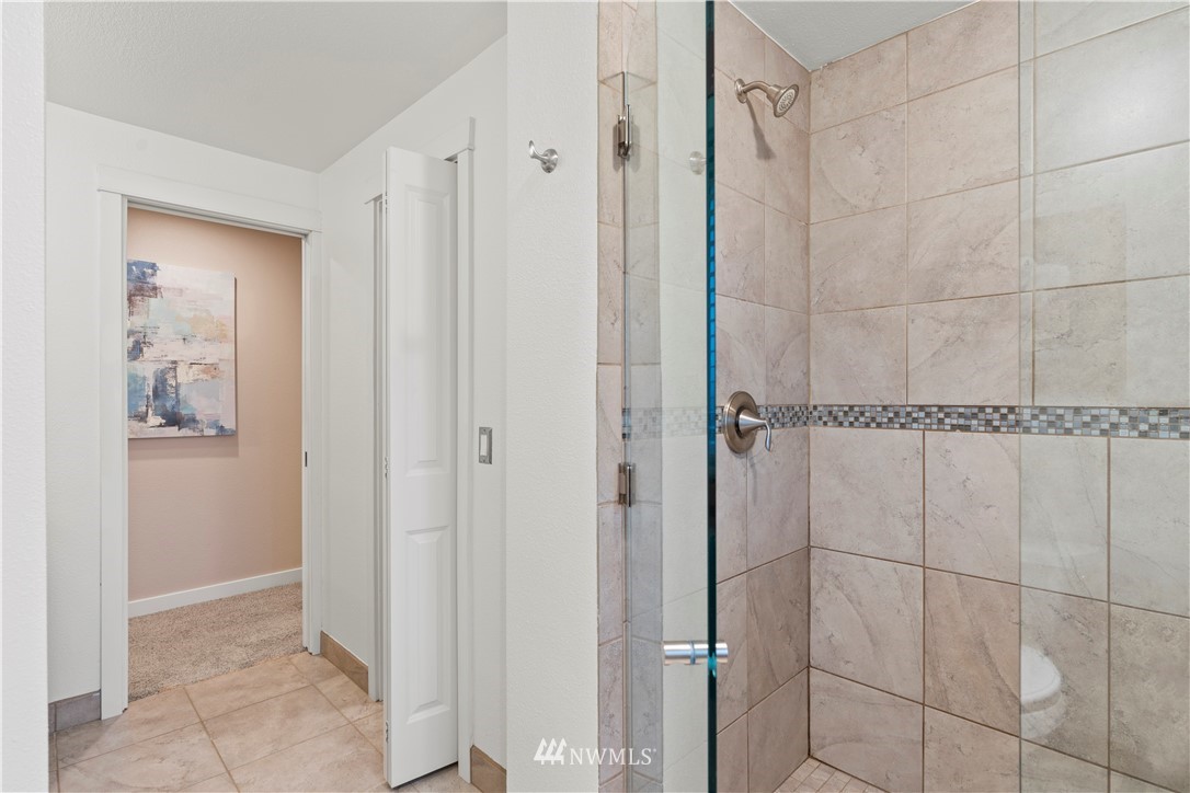18902 Ross Road Bothell, WA 98011 - Photo 23 of 35 Gallery Image 23