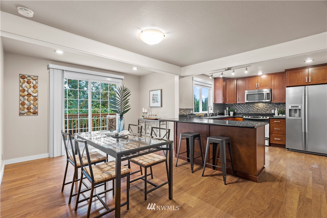 18902 Ross Road Bothell, WA 98011 - Photo 10 of 35 Gallery Image 10