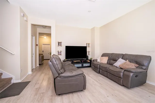 $2,250 | 10733 Savannah Landing Circle, Orlando, FL 32832