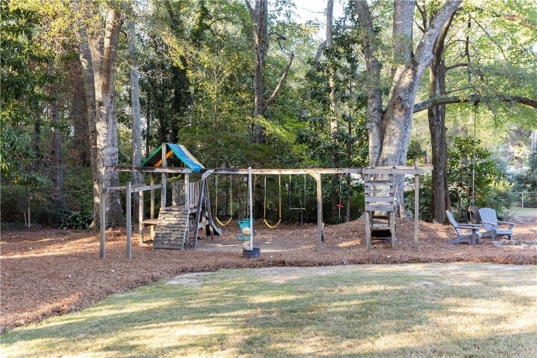 1506 Rocky Brook Road Opelika, AL 36801 - Photo 10 of 38 Gallery Image 10