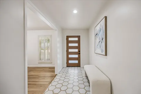 $565,000 | 11418 Ash Creek Drive, Houston, TX 77043