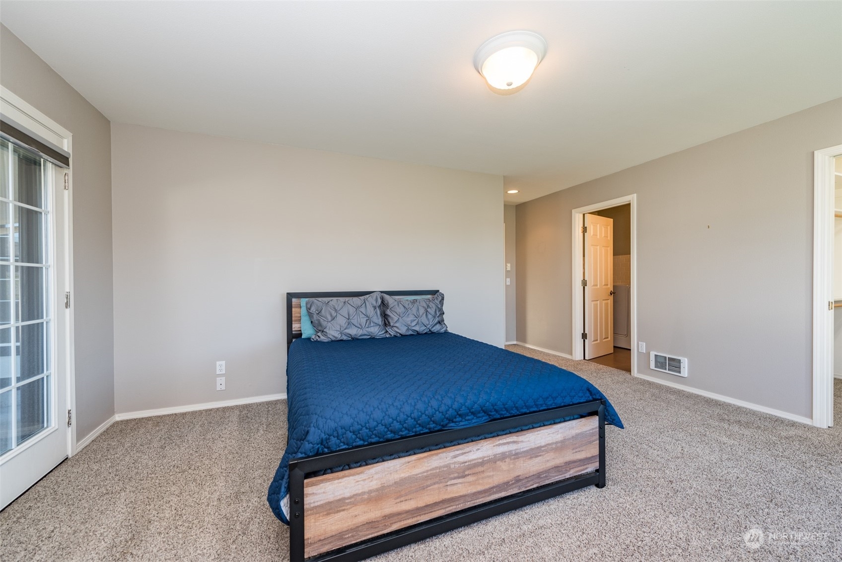 1023 North Littlejohn Way Sequim, WA 98382 - Photo 30 of 40