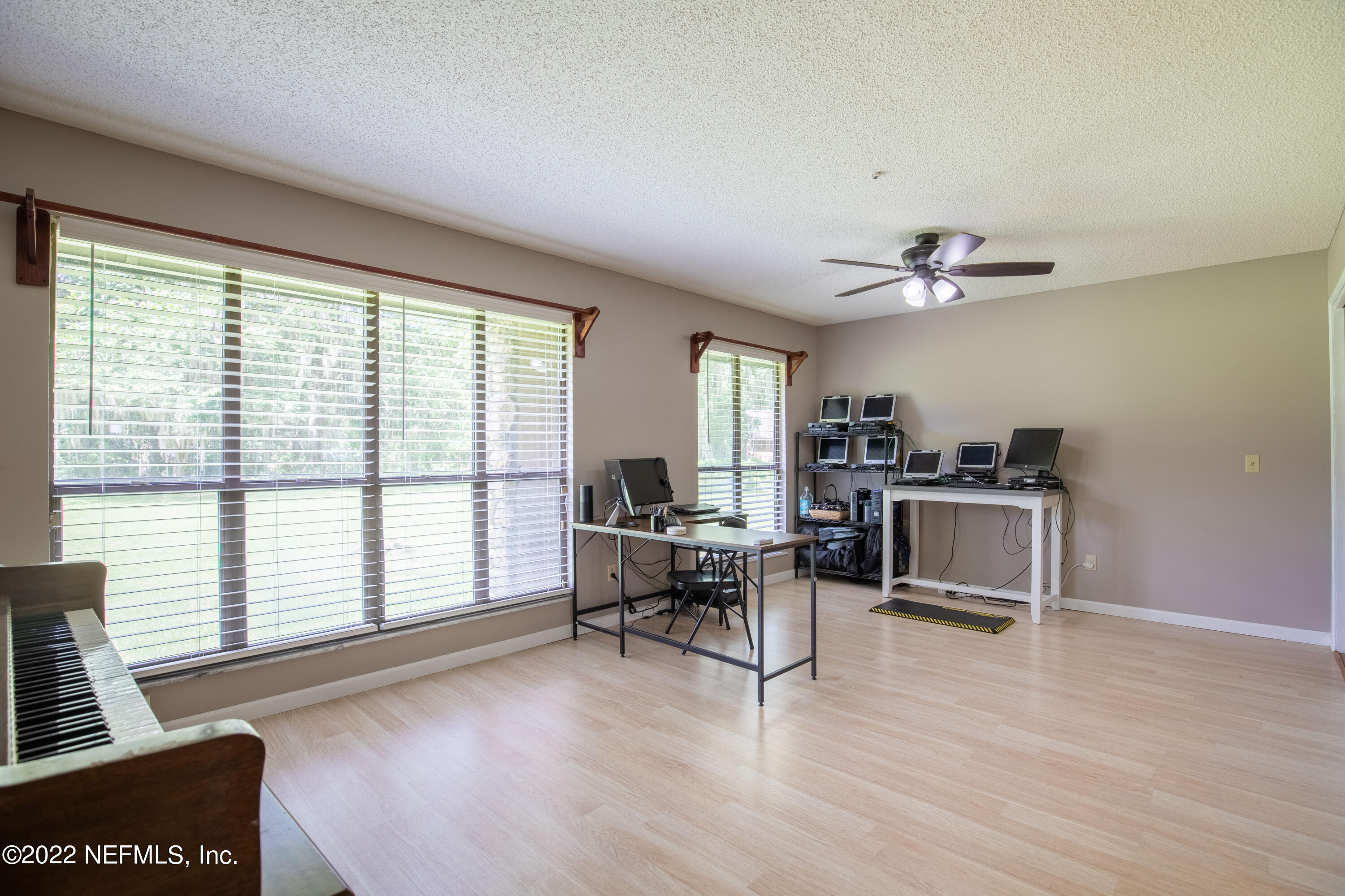 1491 Ropers Road Fleming Island, FL 32003 - Photo 14 of 62 19 Dining Room