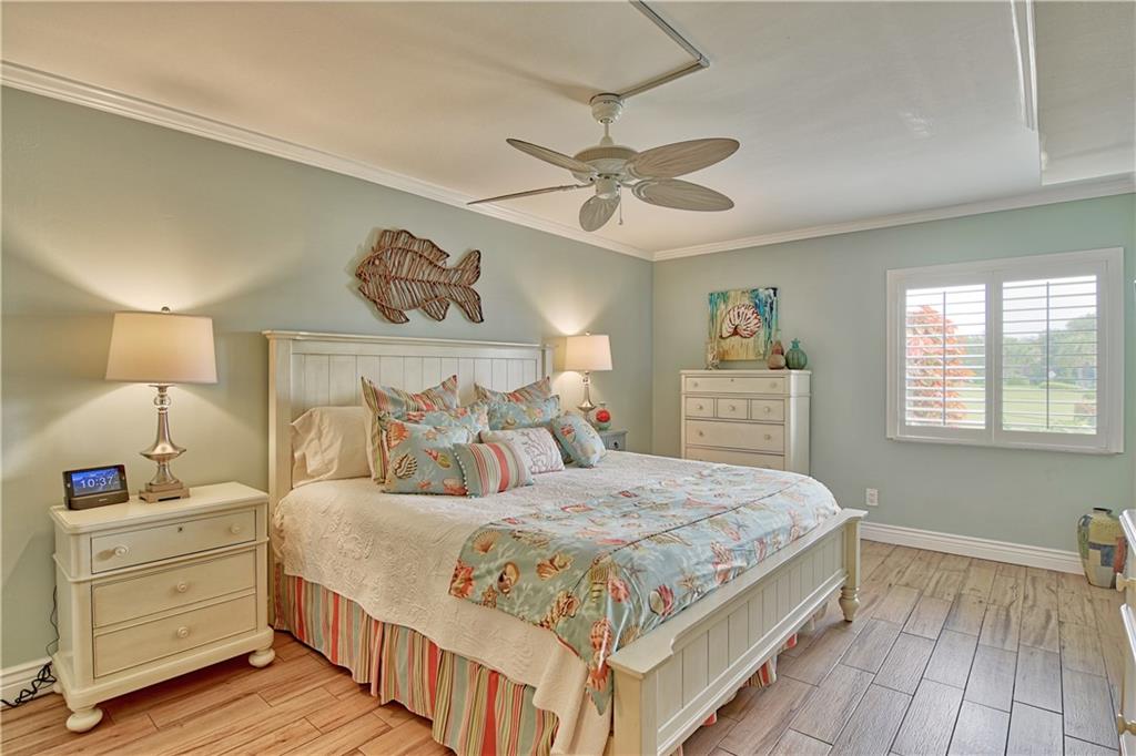 1850 Bay Road, Unit 1B Vero Beach, FL 32963 - Photo 11 of 33 Gallery Image 11