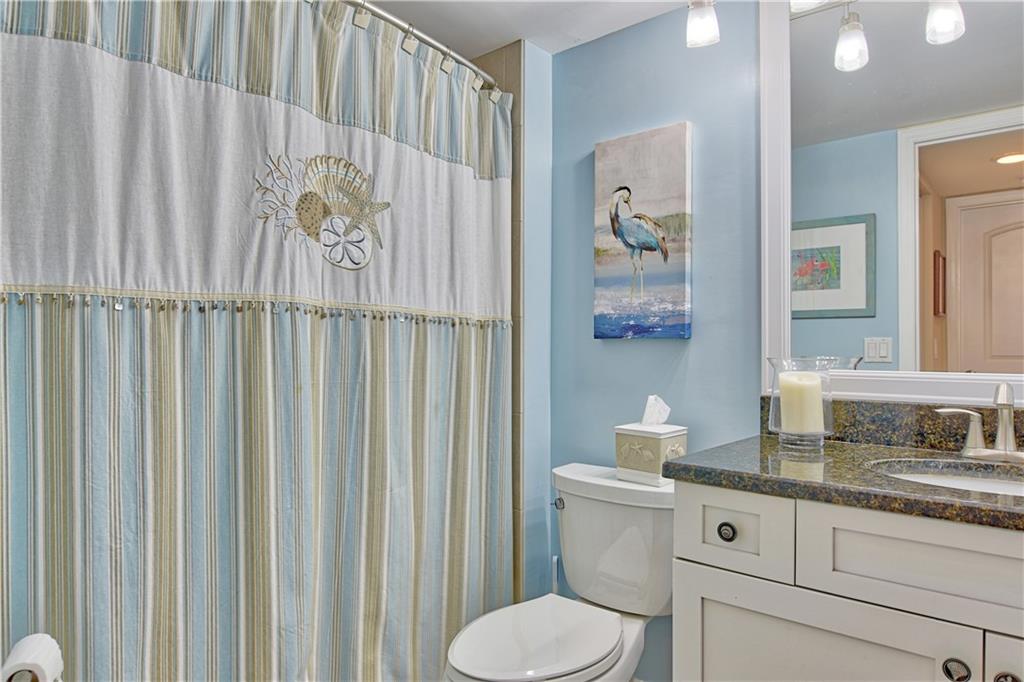 1850 Bay Road, Unit 1B Vero Beach, FL 32963 - Photo 17 of 33 Gallery Image 17