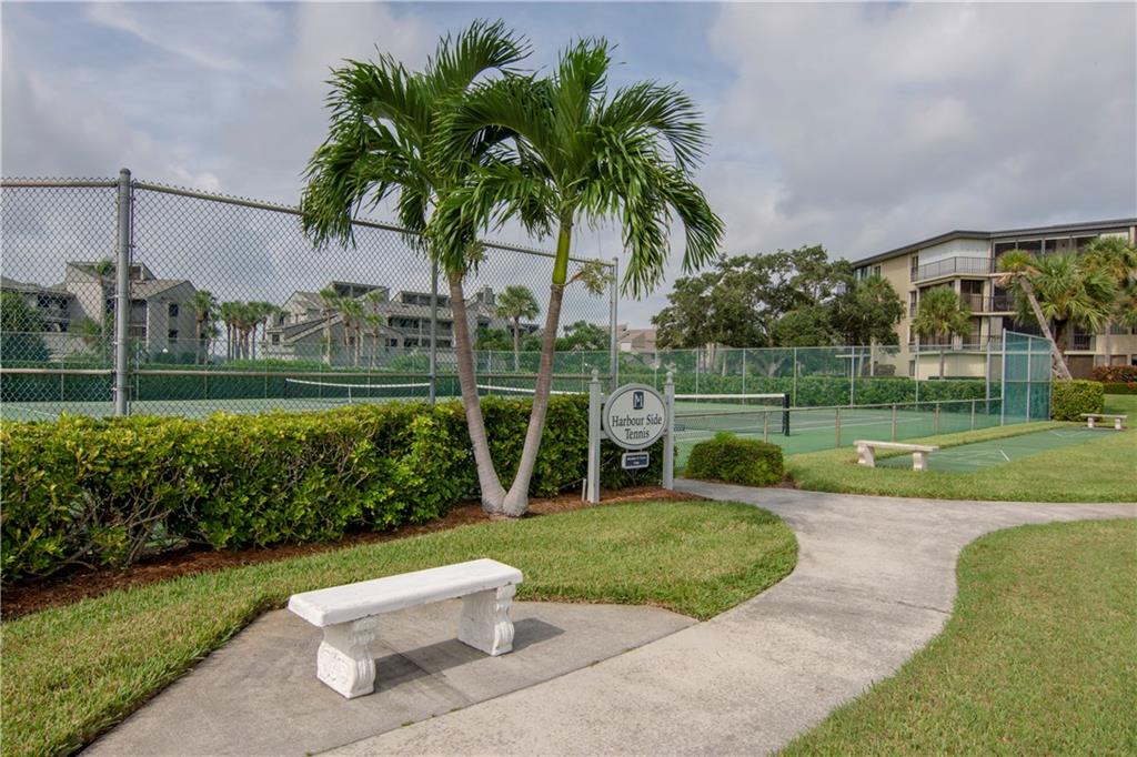 1850 Bay Road, Unit 1B Vero Beach, FL 32963 - Photo 30 of 33 Gallery Image 30