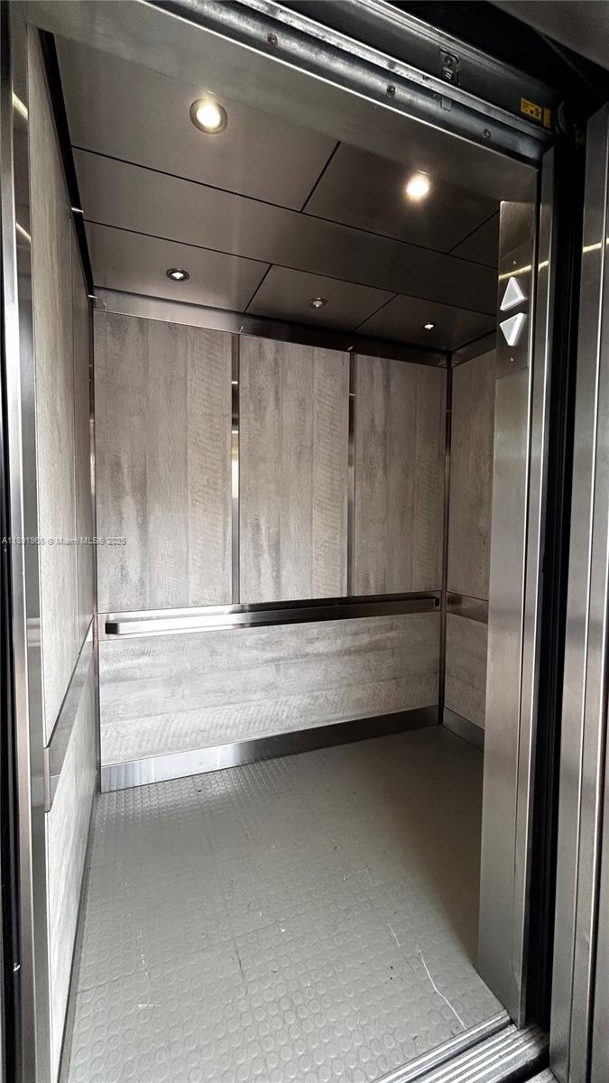 2575 Southwest 27th Avenue, Unit 507 Miami, FL 33133 - Photo 24 of 26 Elevator