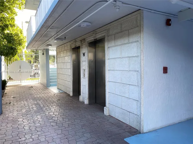 an empty room with closet