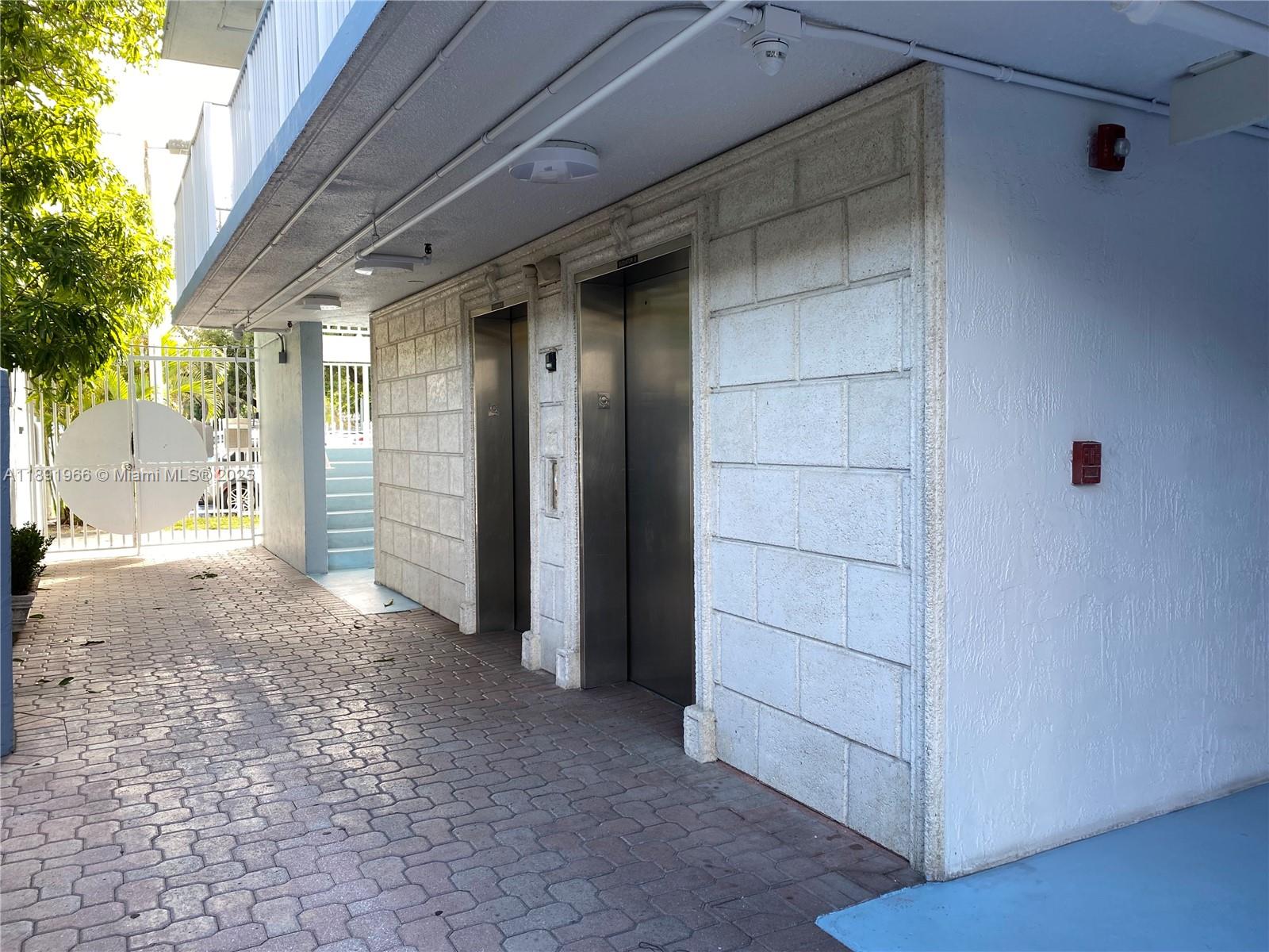 2575 Southwest 27th Avenue, Unit 507 Miami, FL 33133 - Photo 3 of 26