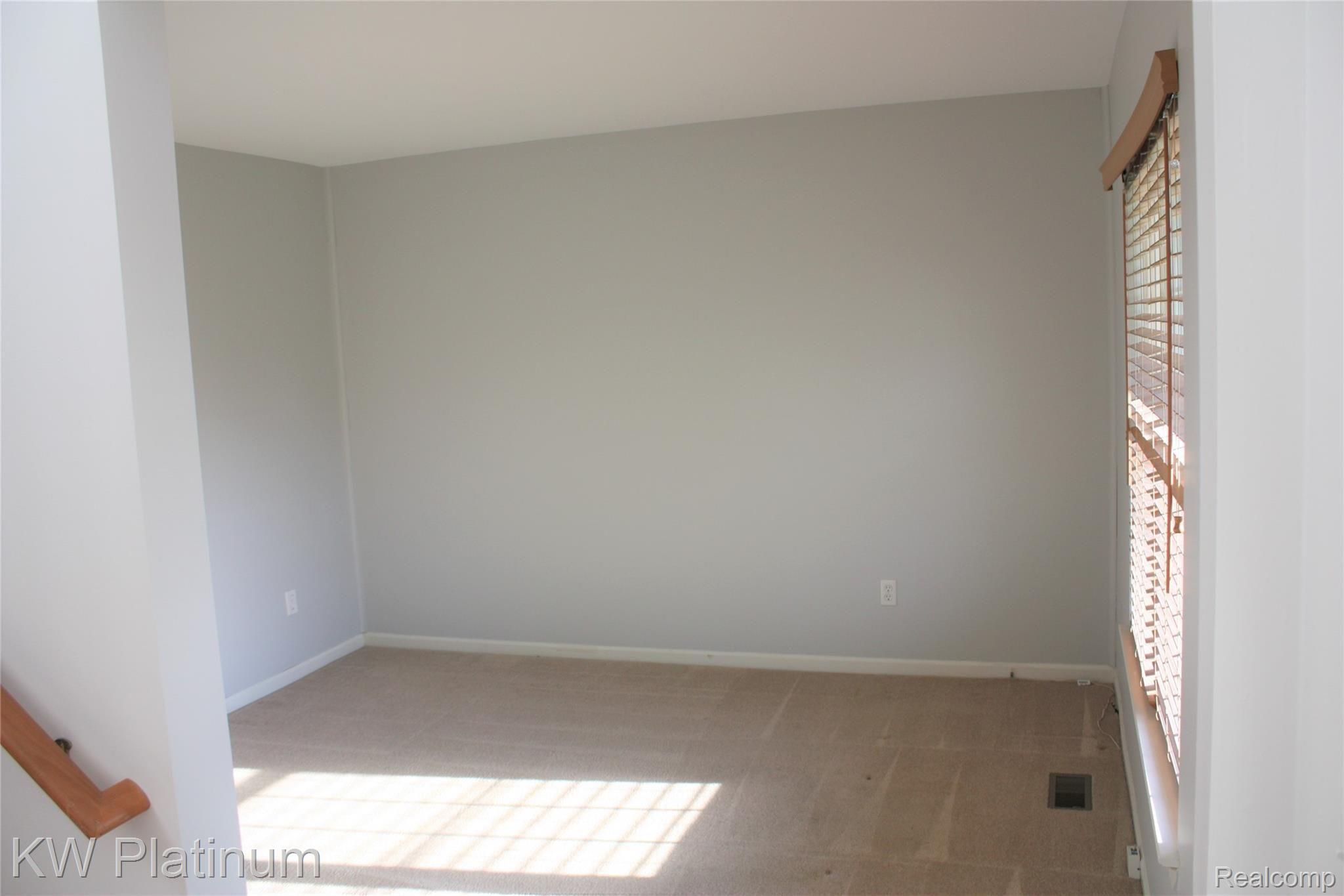 1886 River Road St. Clair, MI 48079 - Photo 11 of 24 IMG_0601.JPG