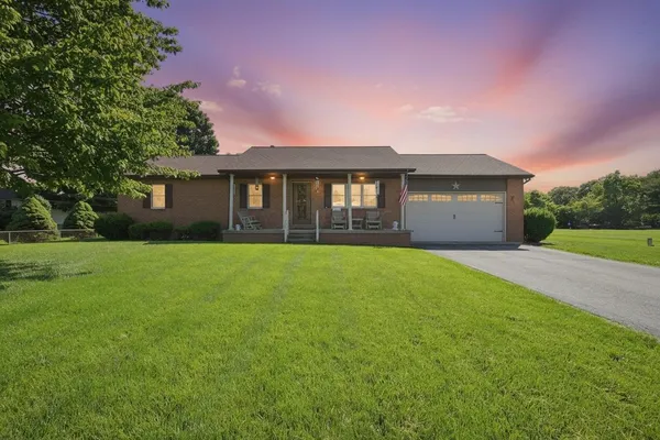 $325,000 | 17329 Zig-Zag Drive, Circleville, OH 43113