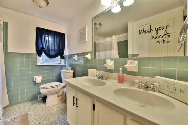 $509,000 | 4 Imperial Lane, Charlton, NY 12019