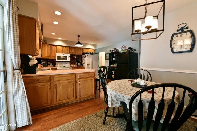 $509,000 | 4 Imperial Lane, Charlton, NY 12019