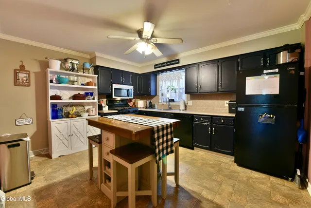 $509,000 | 4 Imperial Lane, Charlton, NY 12019