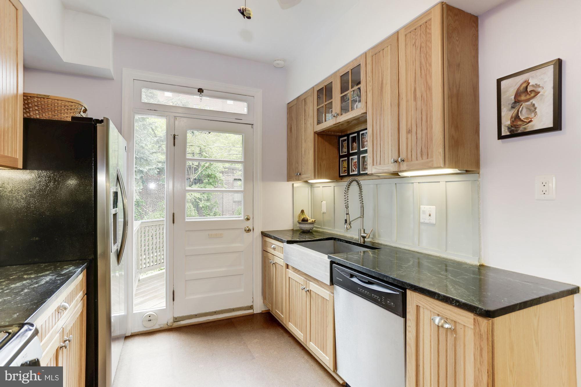 3937 Cloverhill Road Baltimore, MD 21218 - Photo 6 of 27 Kitchen